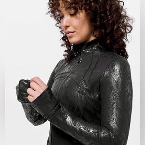 Lululemon Define Jacket *Shine Acclimatize Black Foil Perfect like new condition